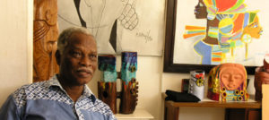 Paul Ahyi est un artiste togolais, pluri-disciplinaires de talent.